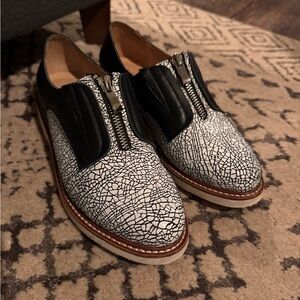 Isabella Anselmi EU 36 US 6 Black and White Women’s Dress Shoes Art Deco